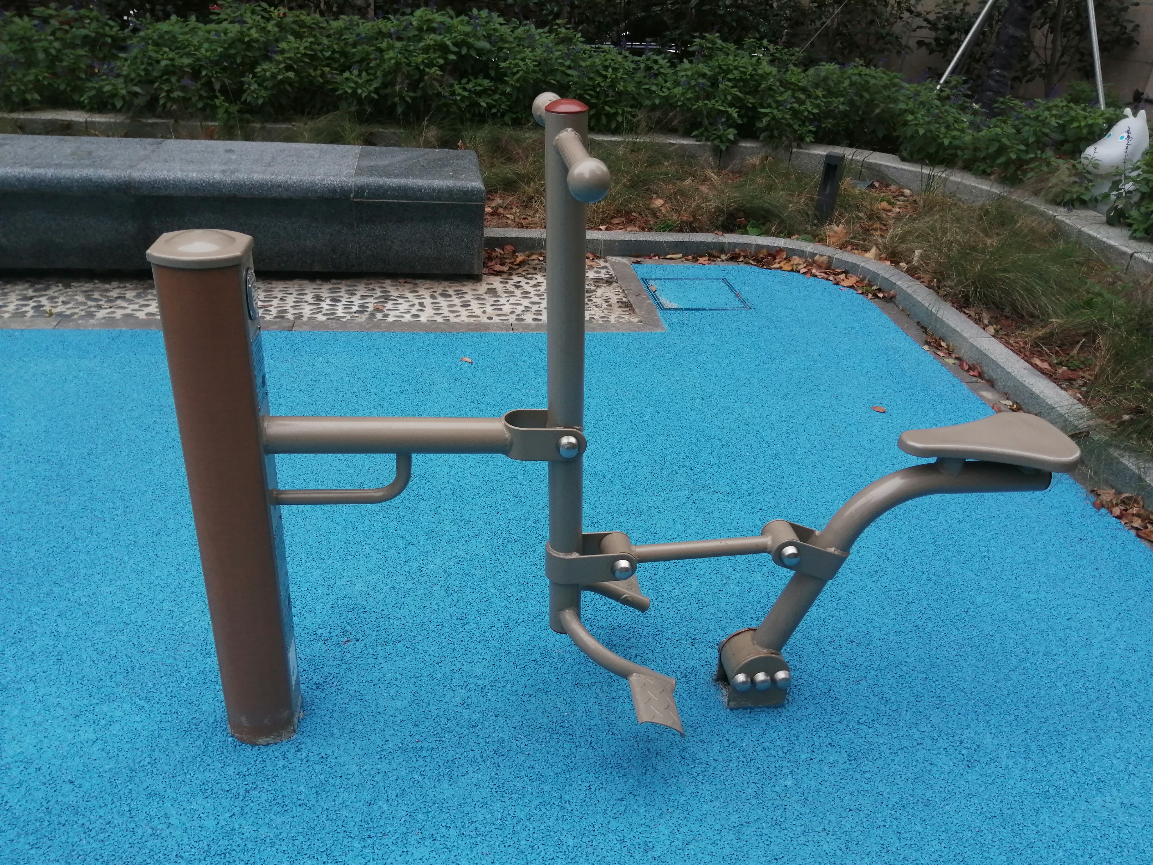 腰力训练器