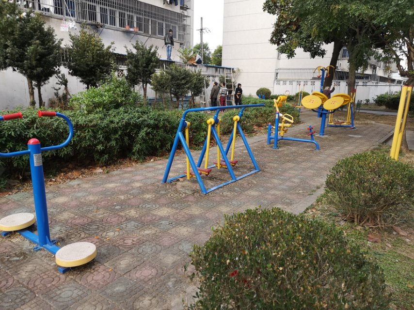 川六公路2001弄健身点