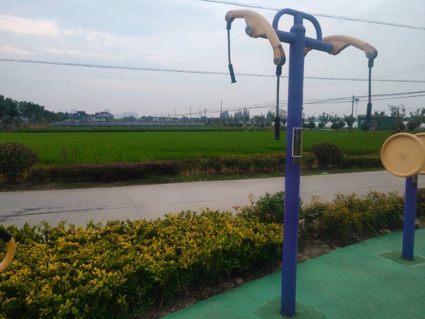 牵引器