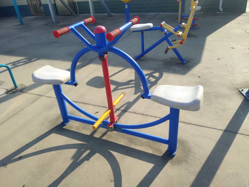 下肢锻炼器