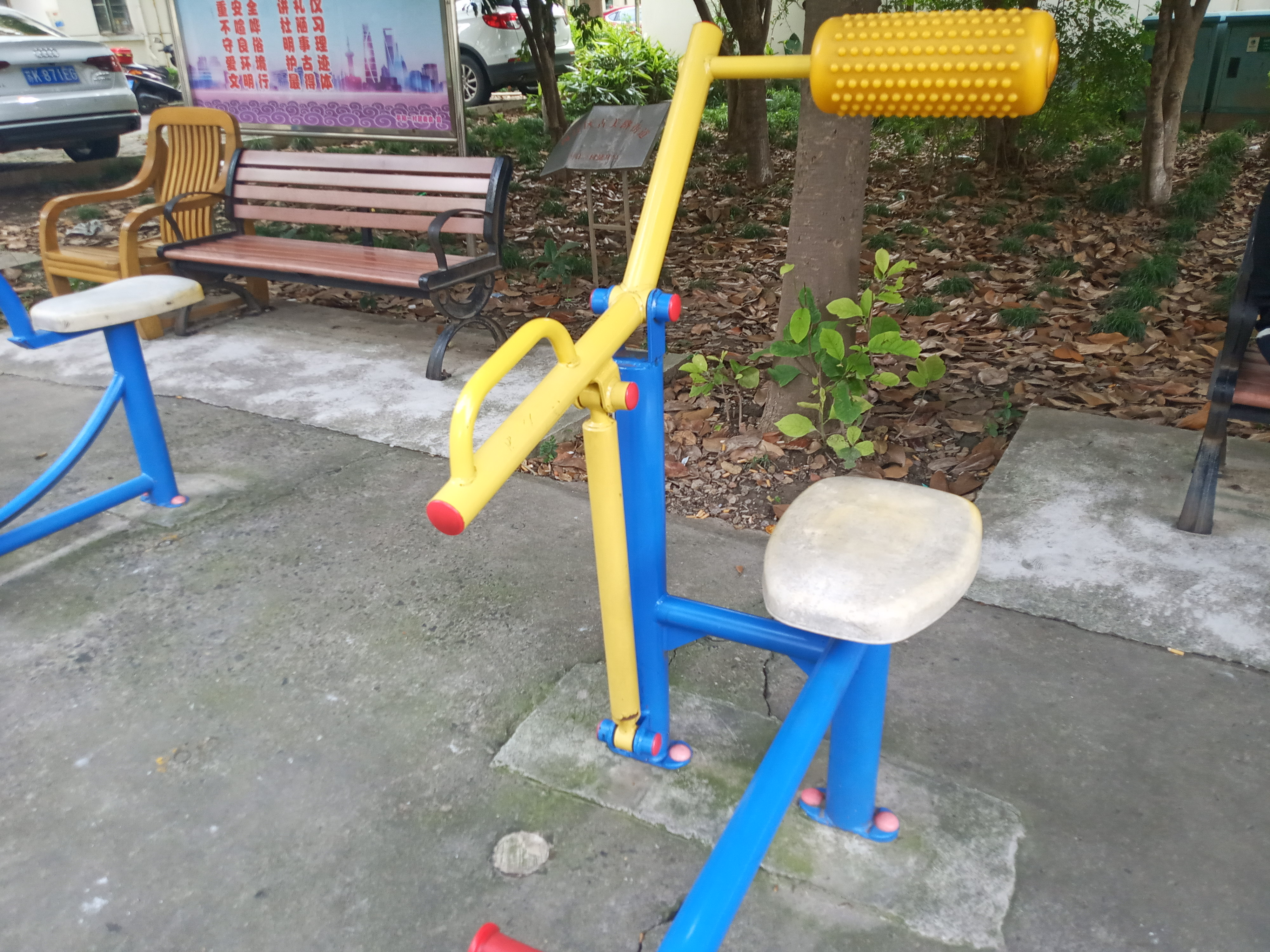 腹背锻炼器
