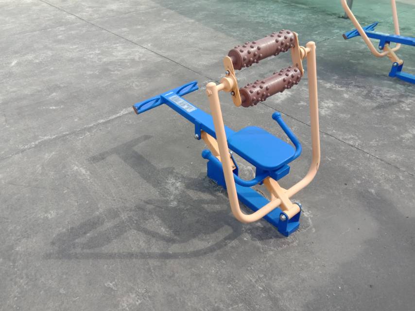 腹背屈伸训练器