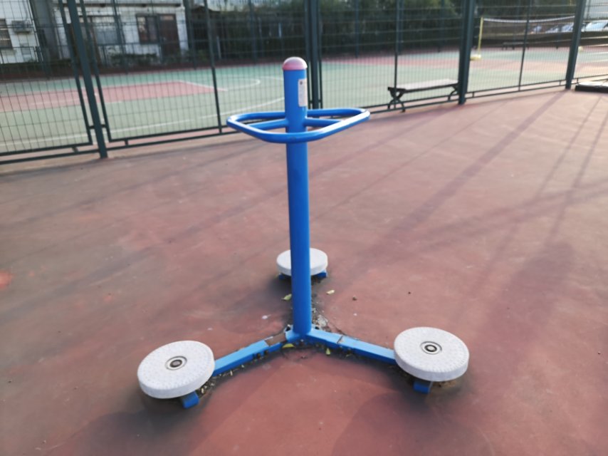 扭腰器