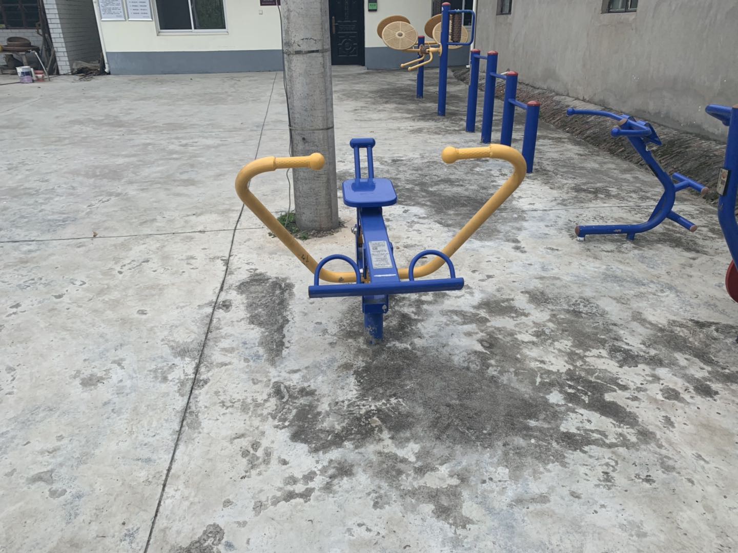 划船器