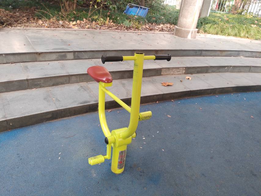 健身车