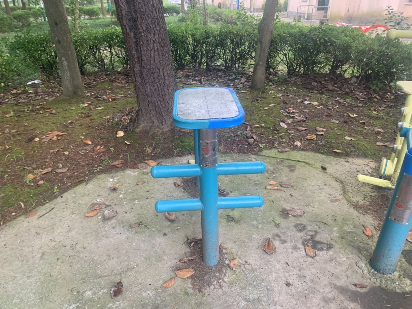柔韧训练器