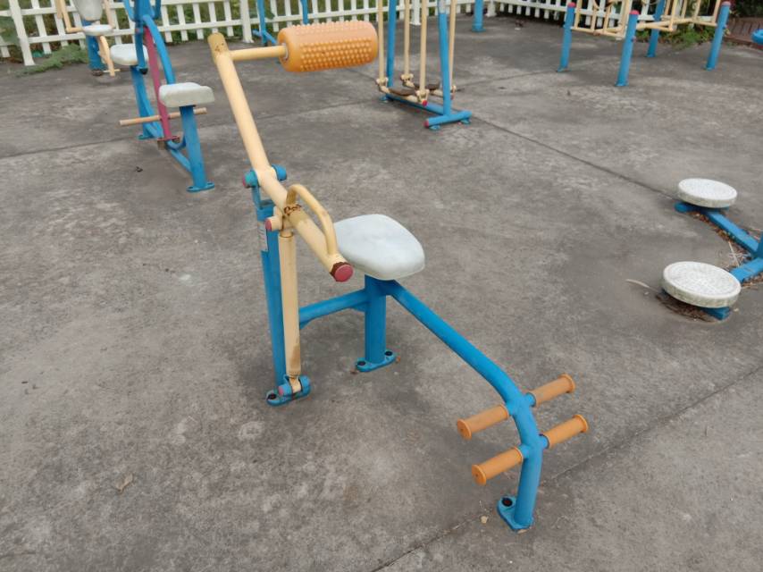 腹背锻炼器