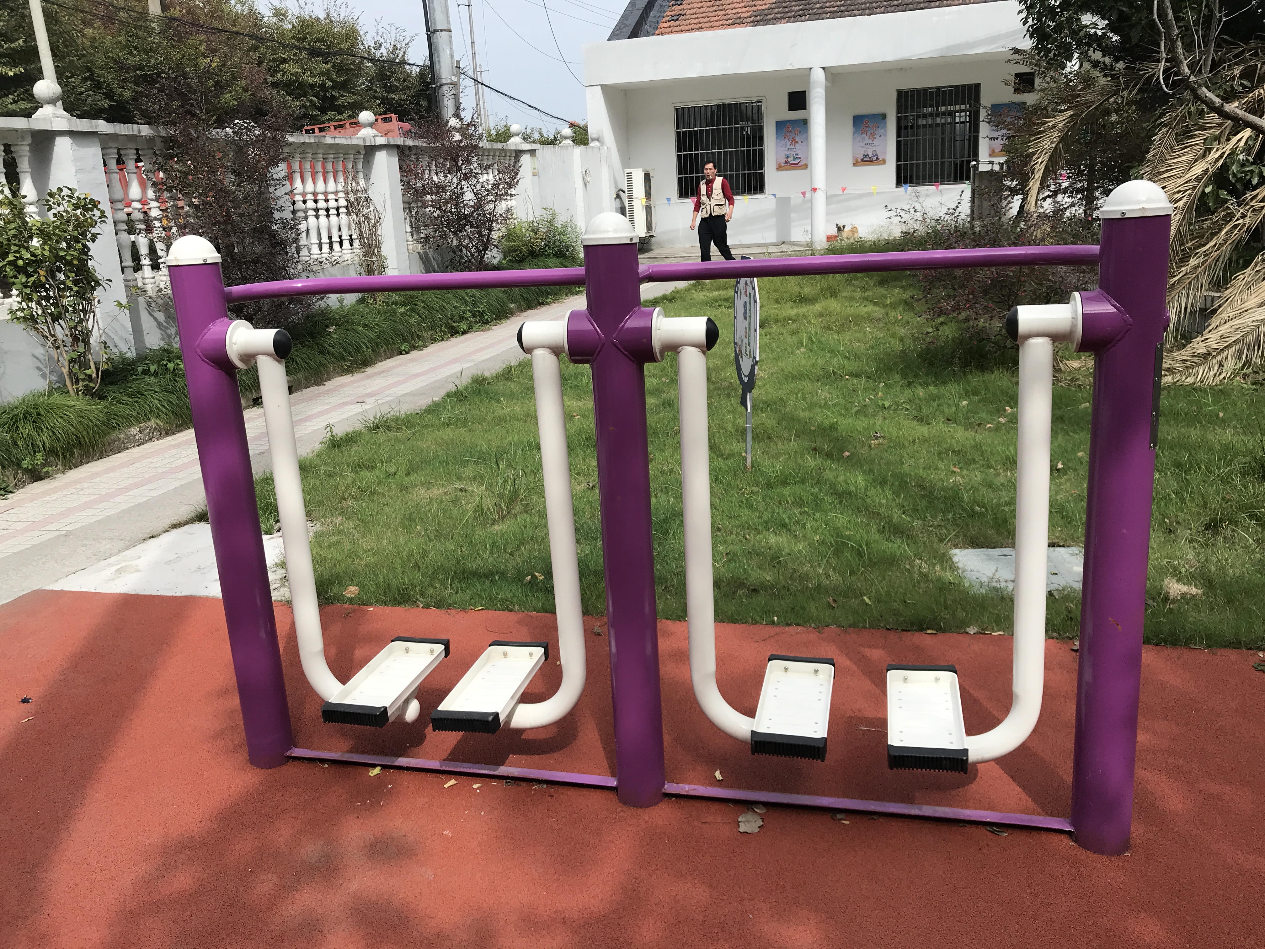 双位漫步机