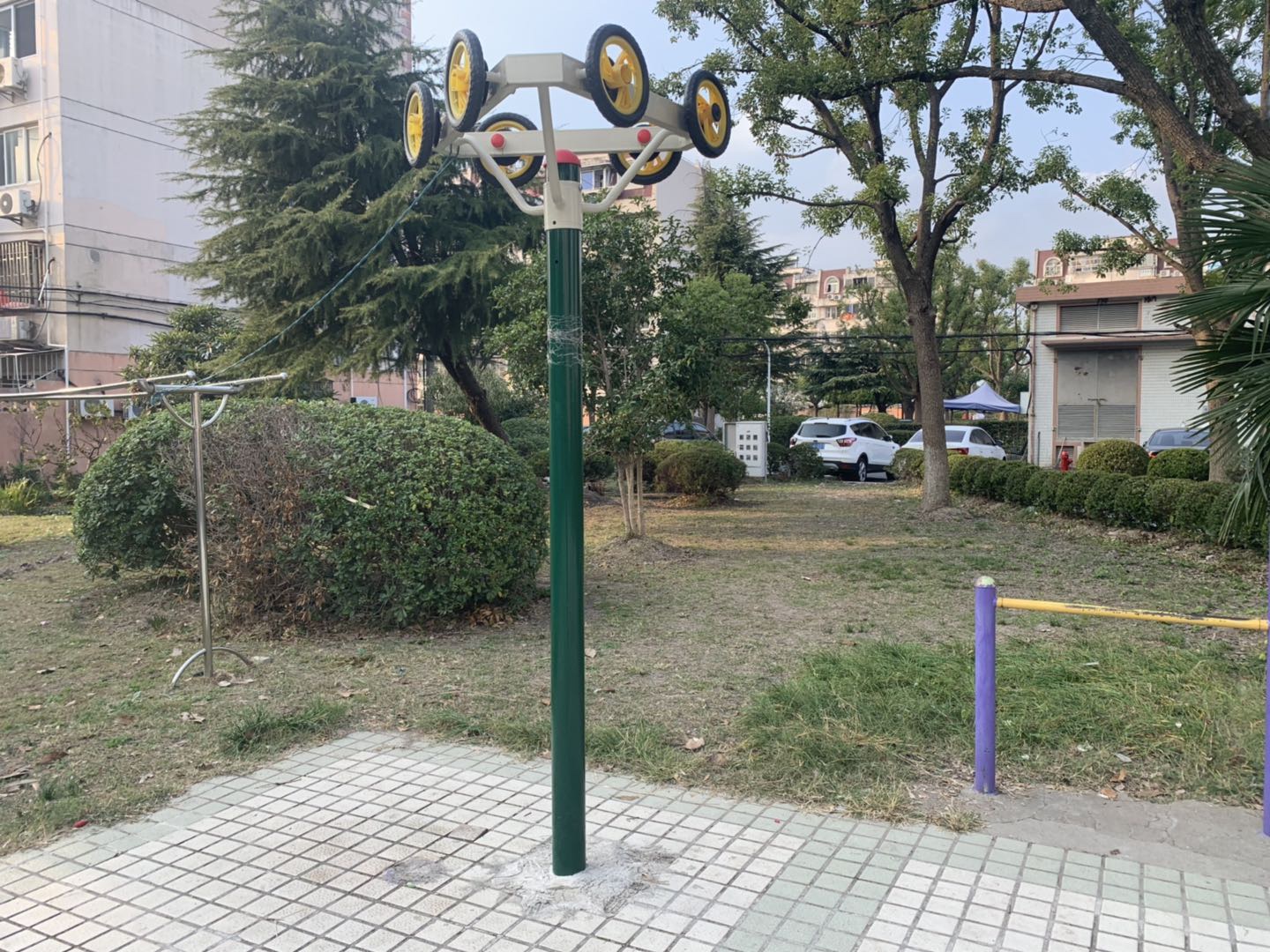 牵引器