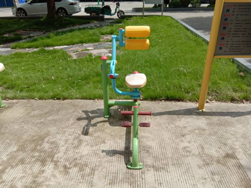 腹背锻炼器