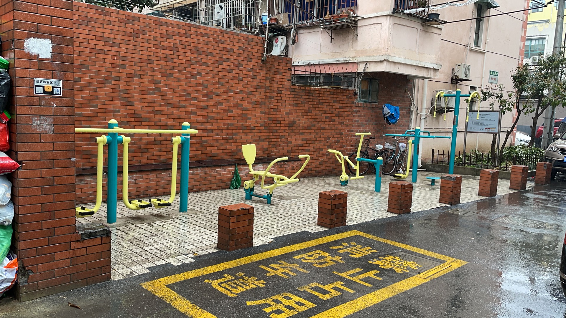 微山居委市民益智健身点1
