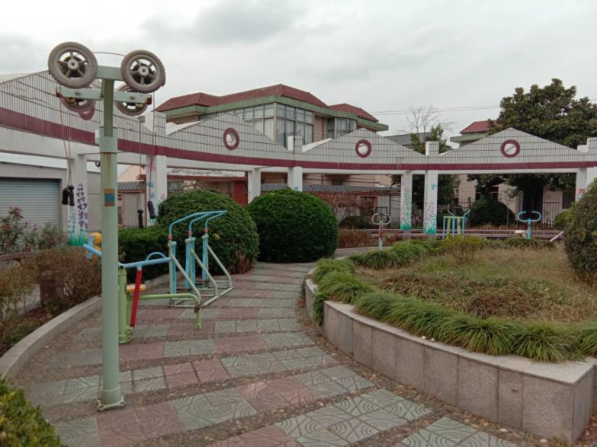 果园村1组第1健身点
