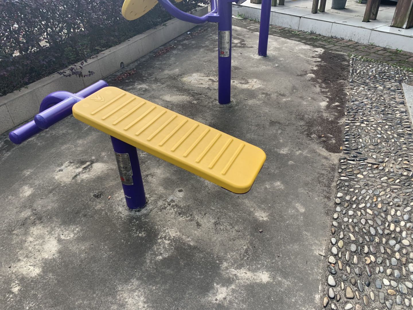 单人腹肌架