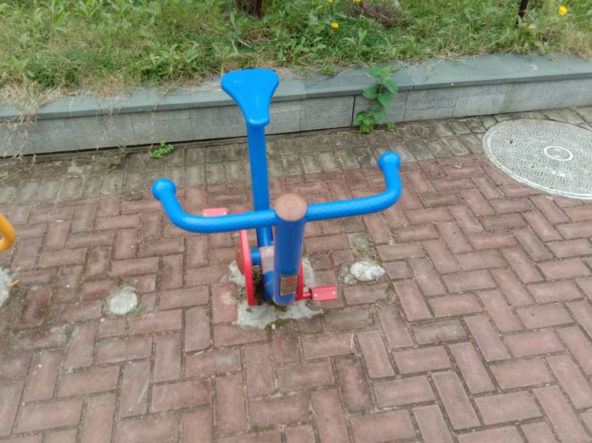 直立健身车