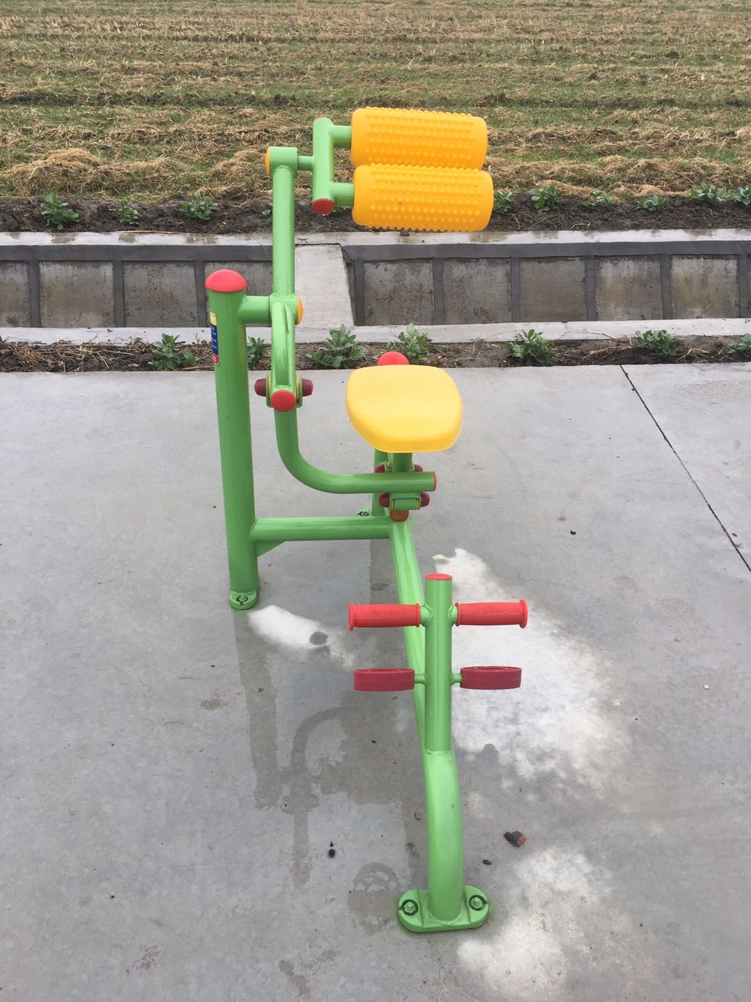 自重腹背锻炼器