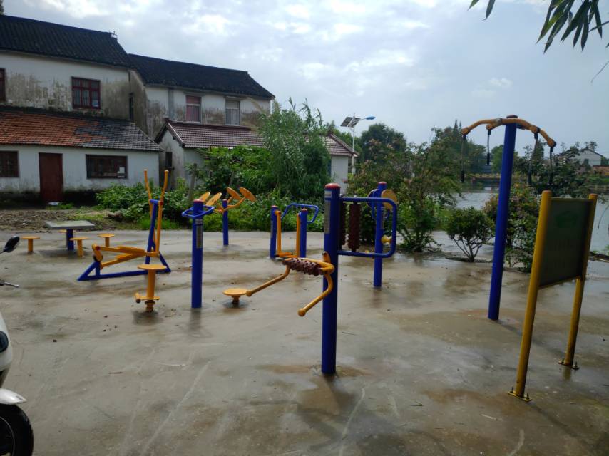 杨湾村（西湾）健身点