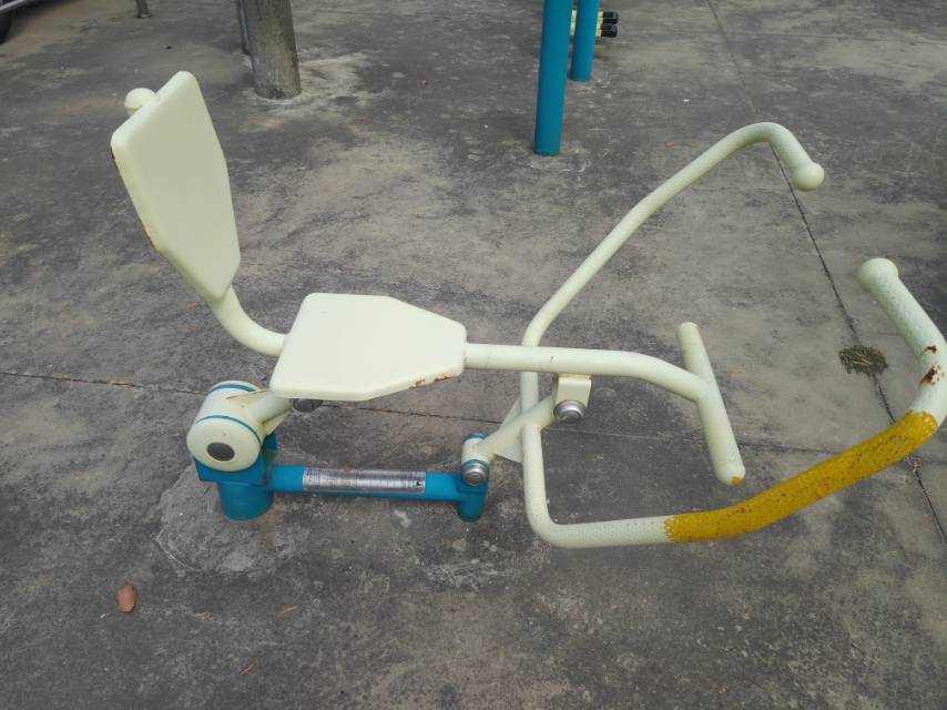 划船器