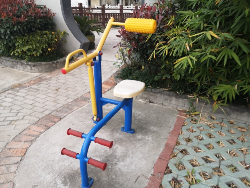 腹背锻炼器