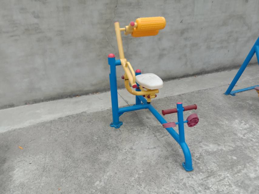 腹背锻炼器