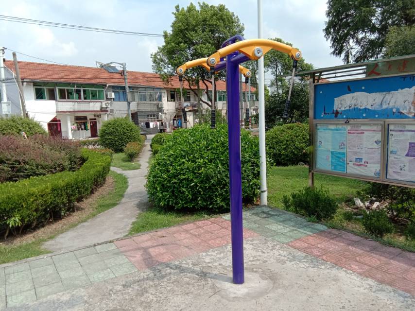 牵引器
