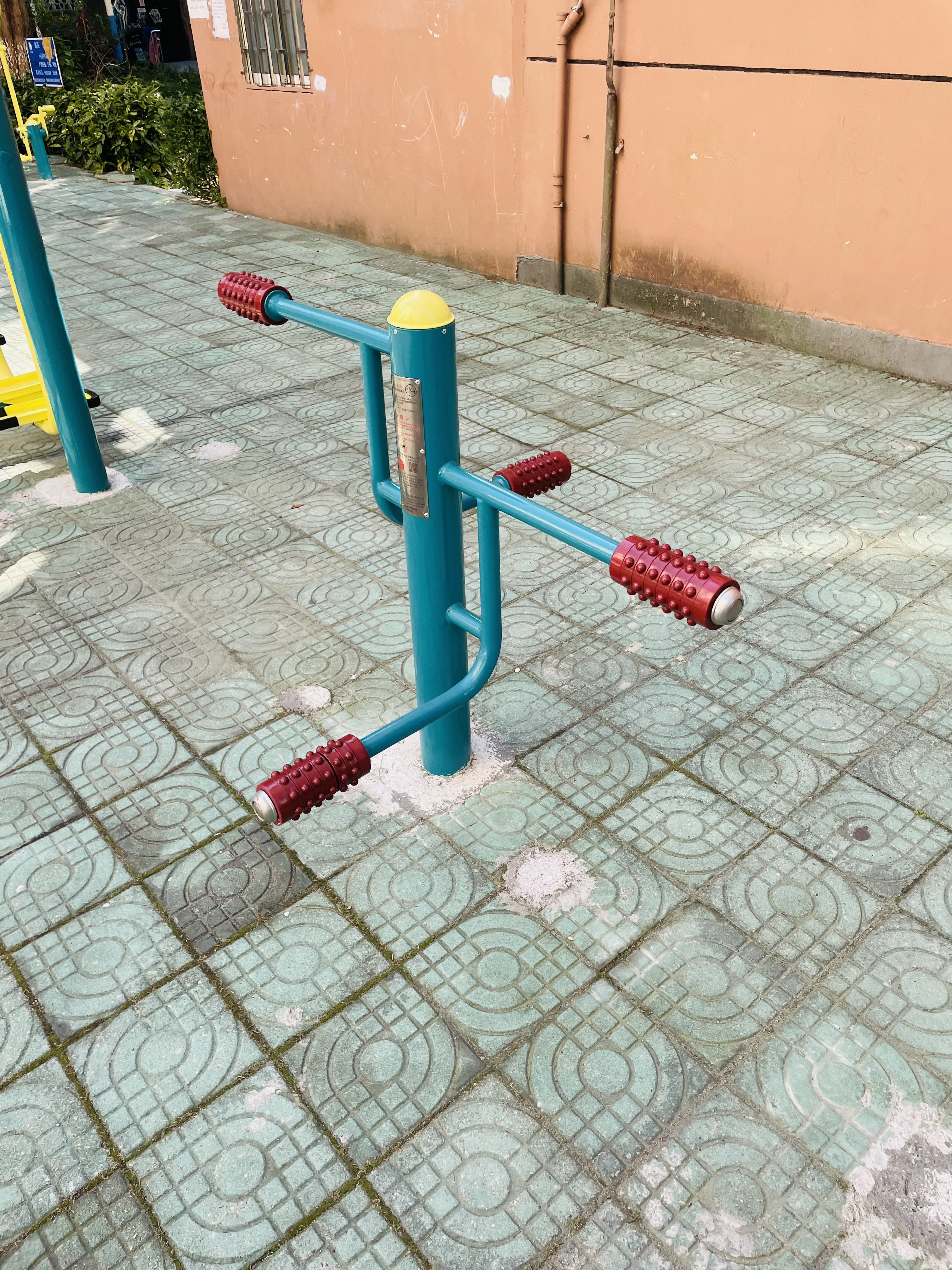 四级压腿按摩器