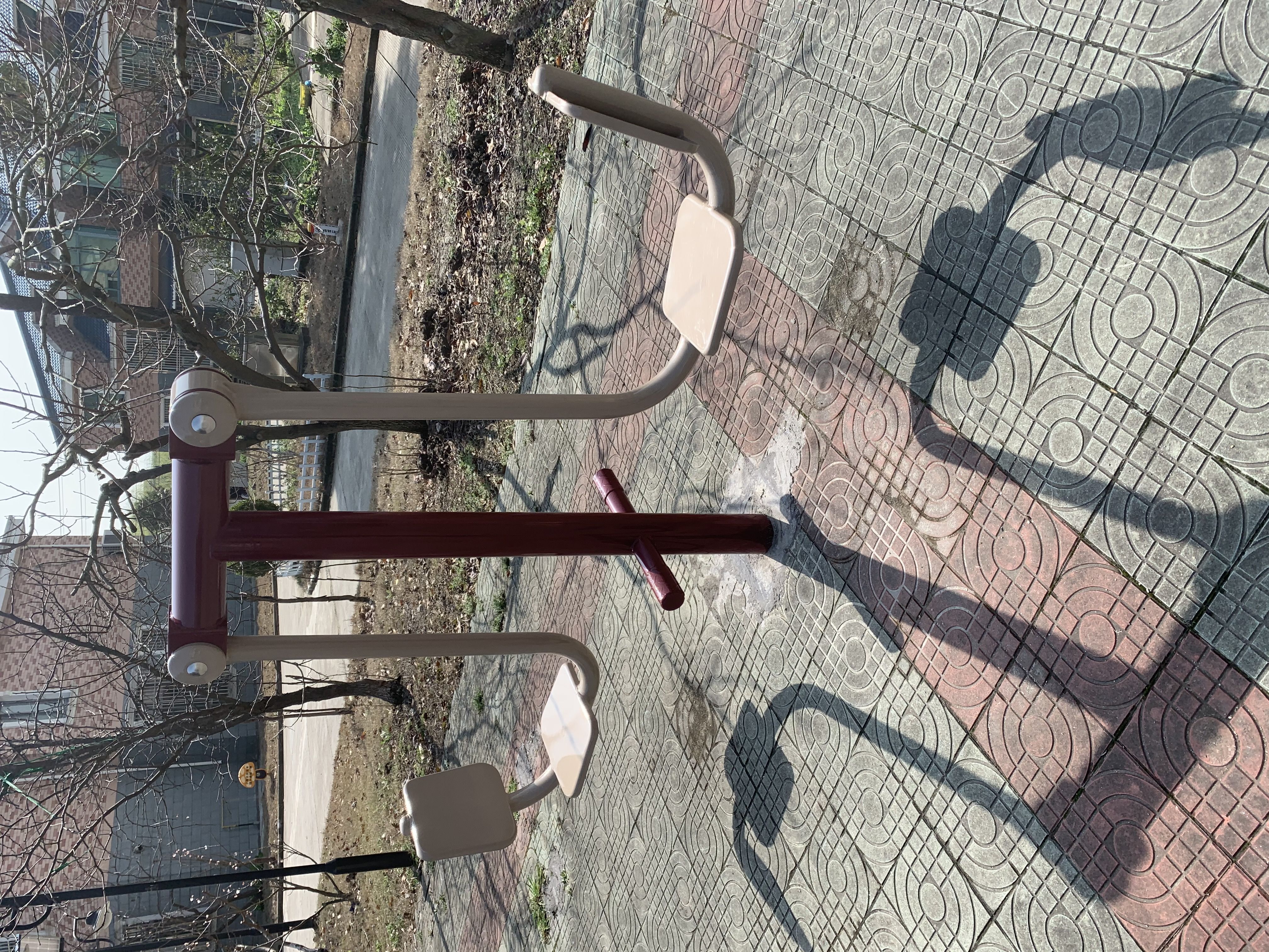 双人坐蹬器