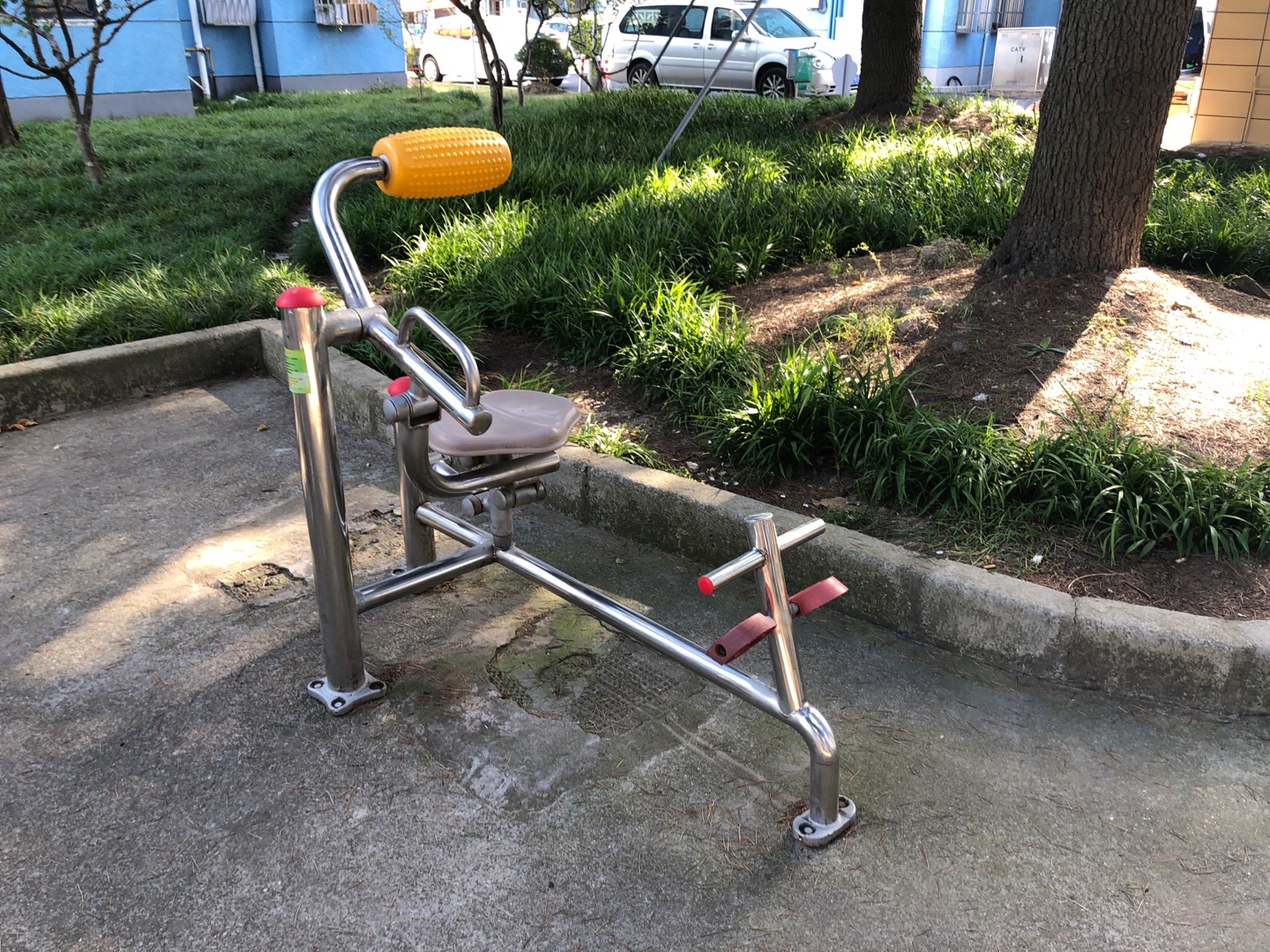 腹背锻炼器