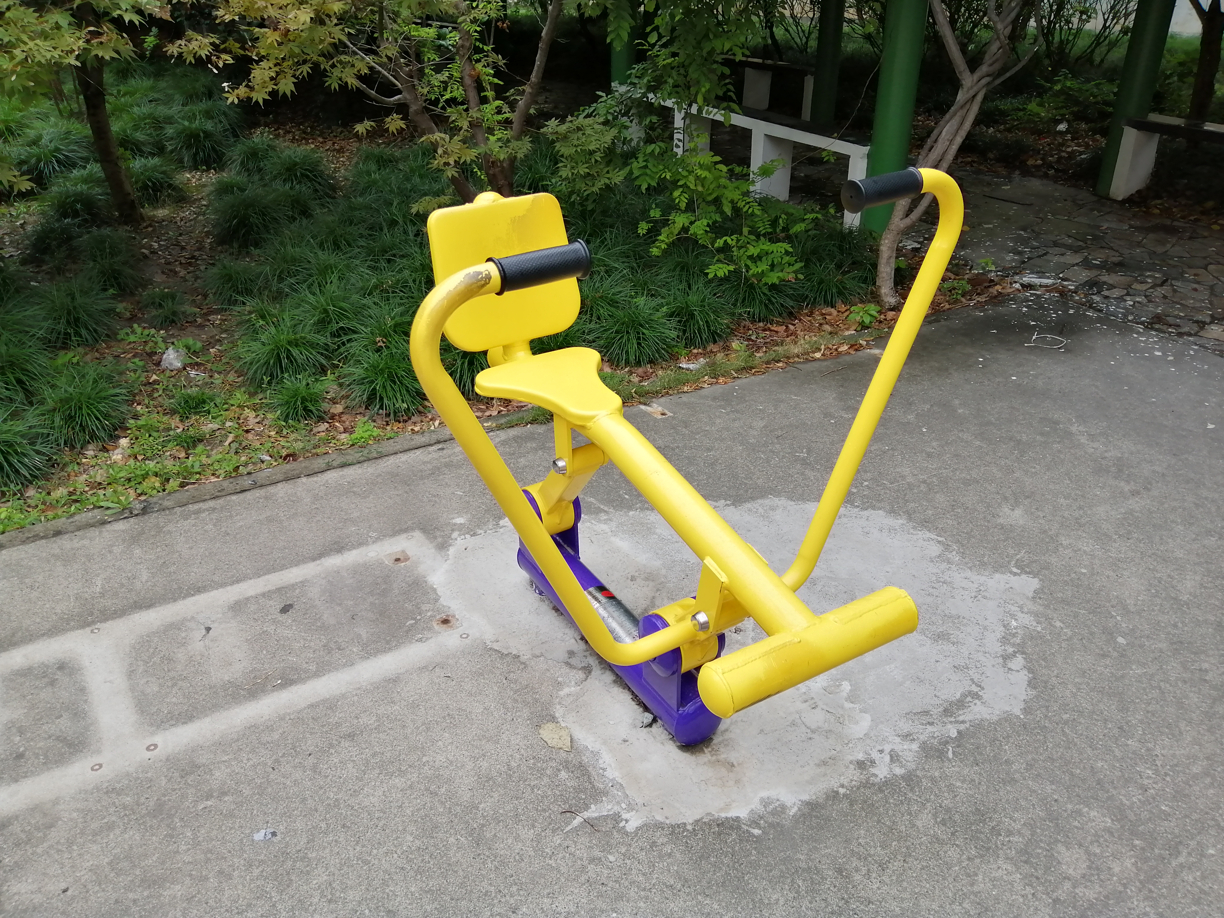 自重划船器
