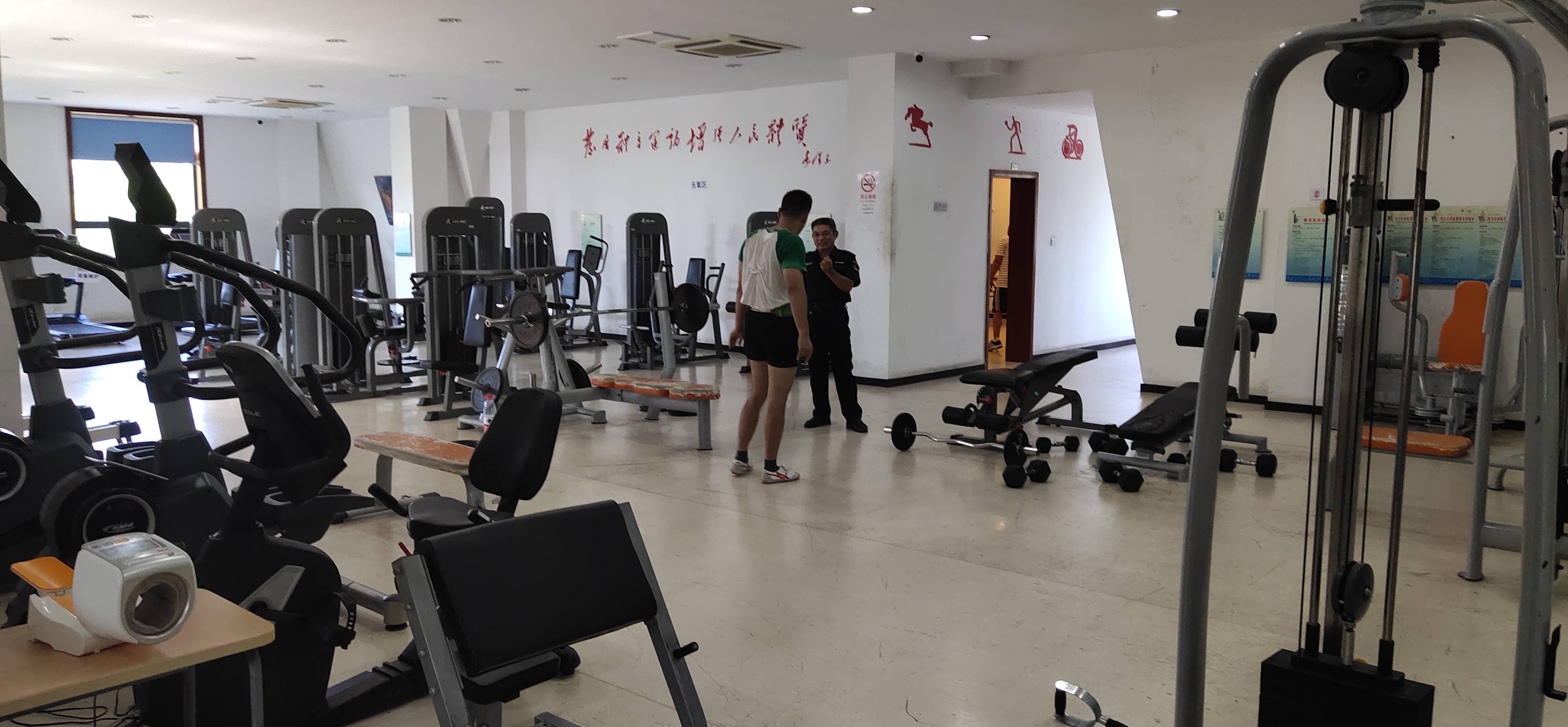 罗店镇百姓健身房