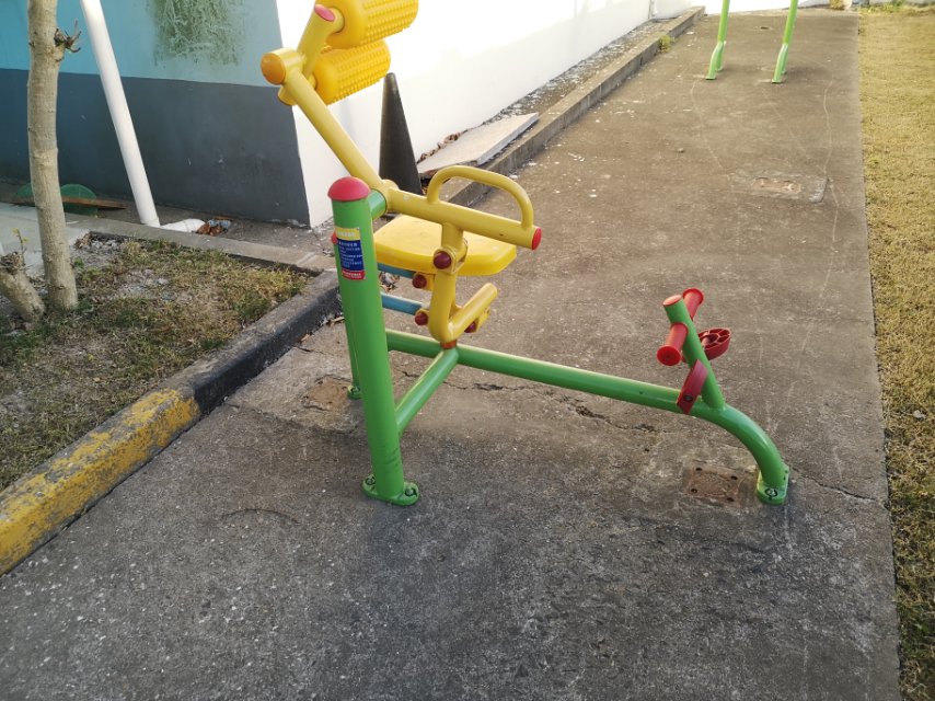 自重腹背锻炼器