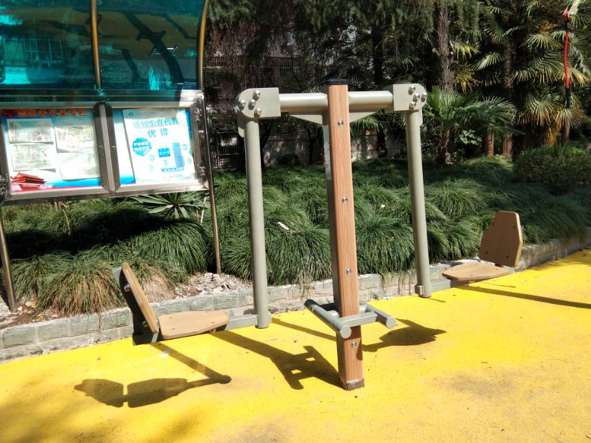 蹬力训练器