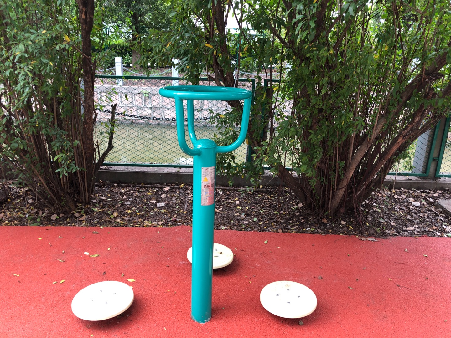 三人转腰器