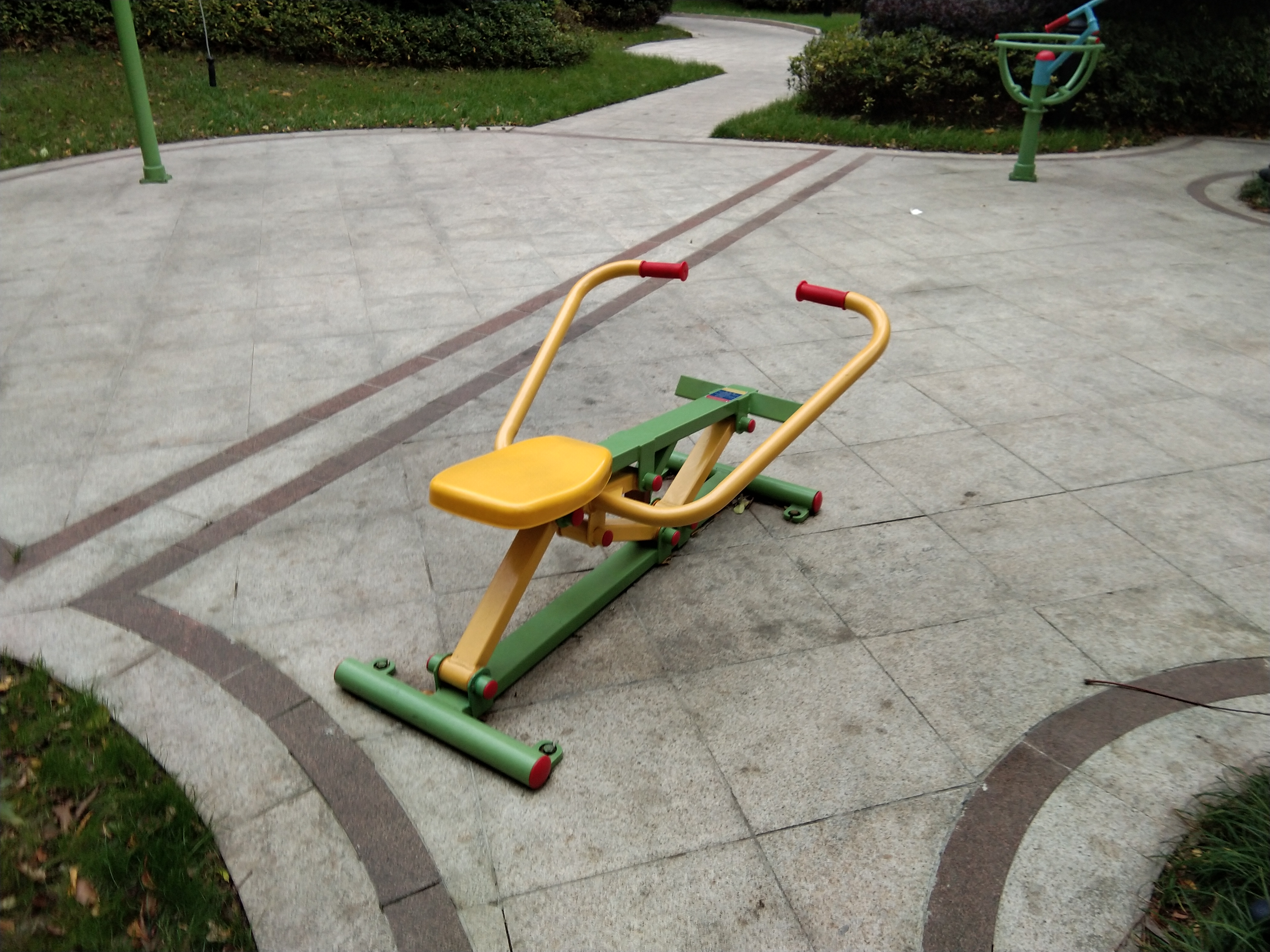 划船器