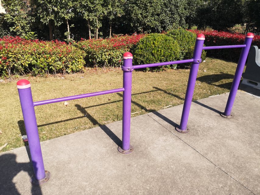 三人压腿器