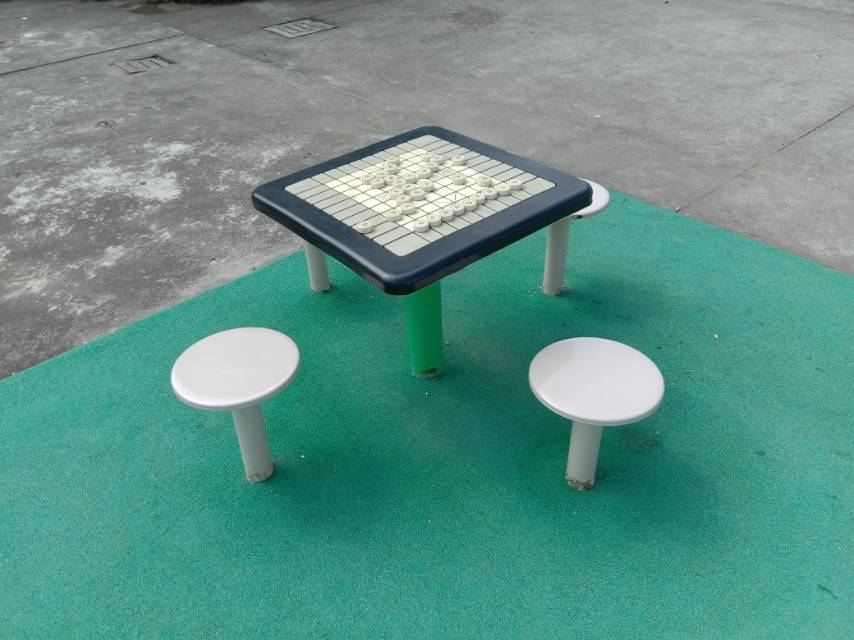 轨道象棋桌