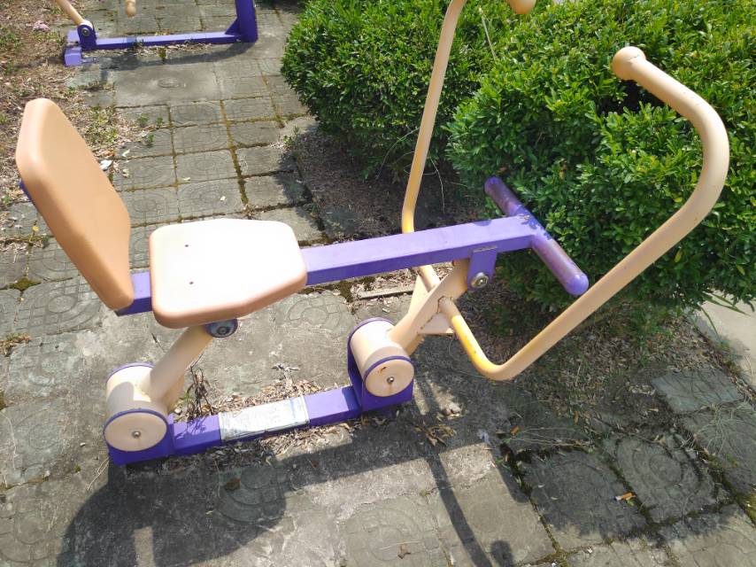 划船器
