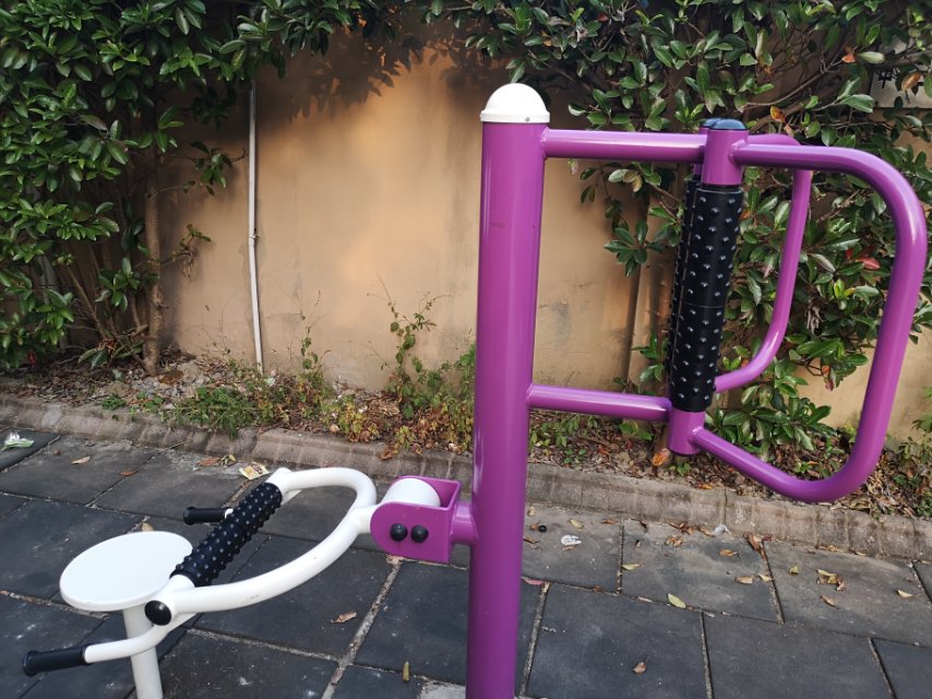 腰背按摩器