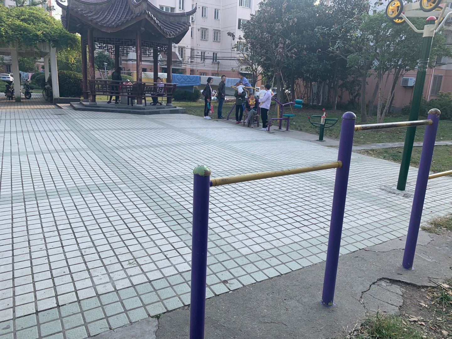 双桥路218弄健身点