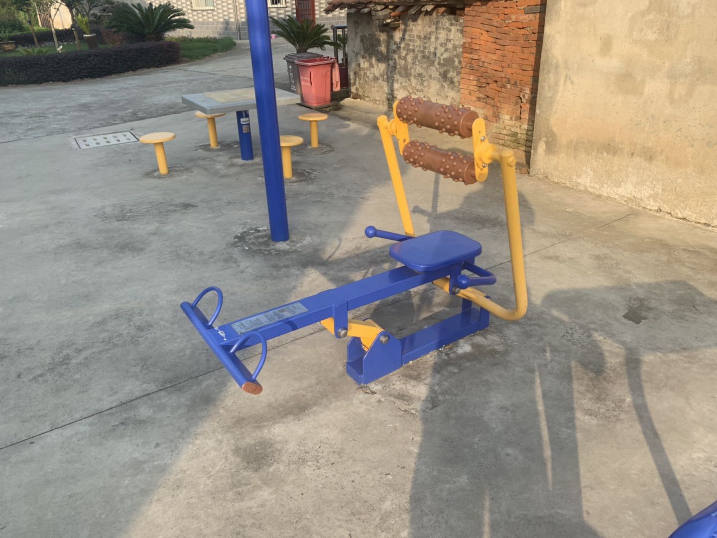 腹背屈伸训练器