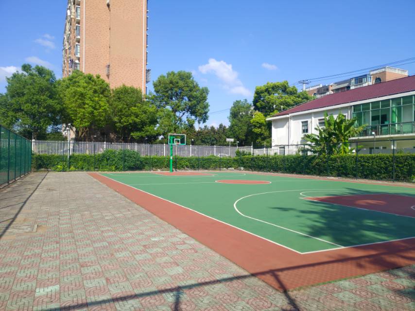 朱泾镇康健绿地社区公共运动场