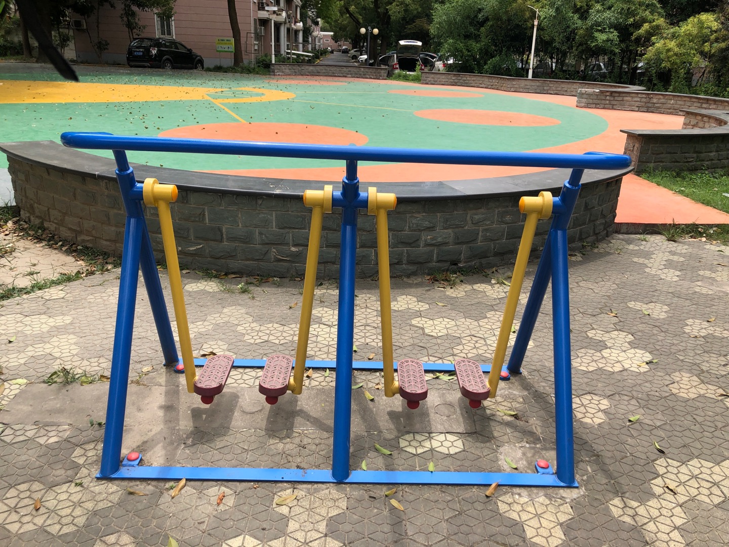 双人漫步器
