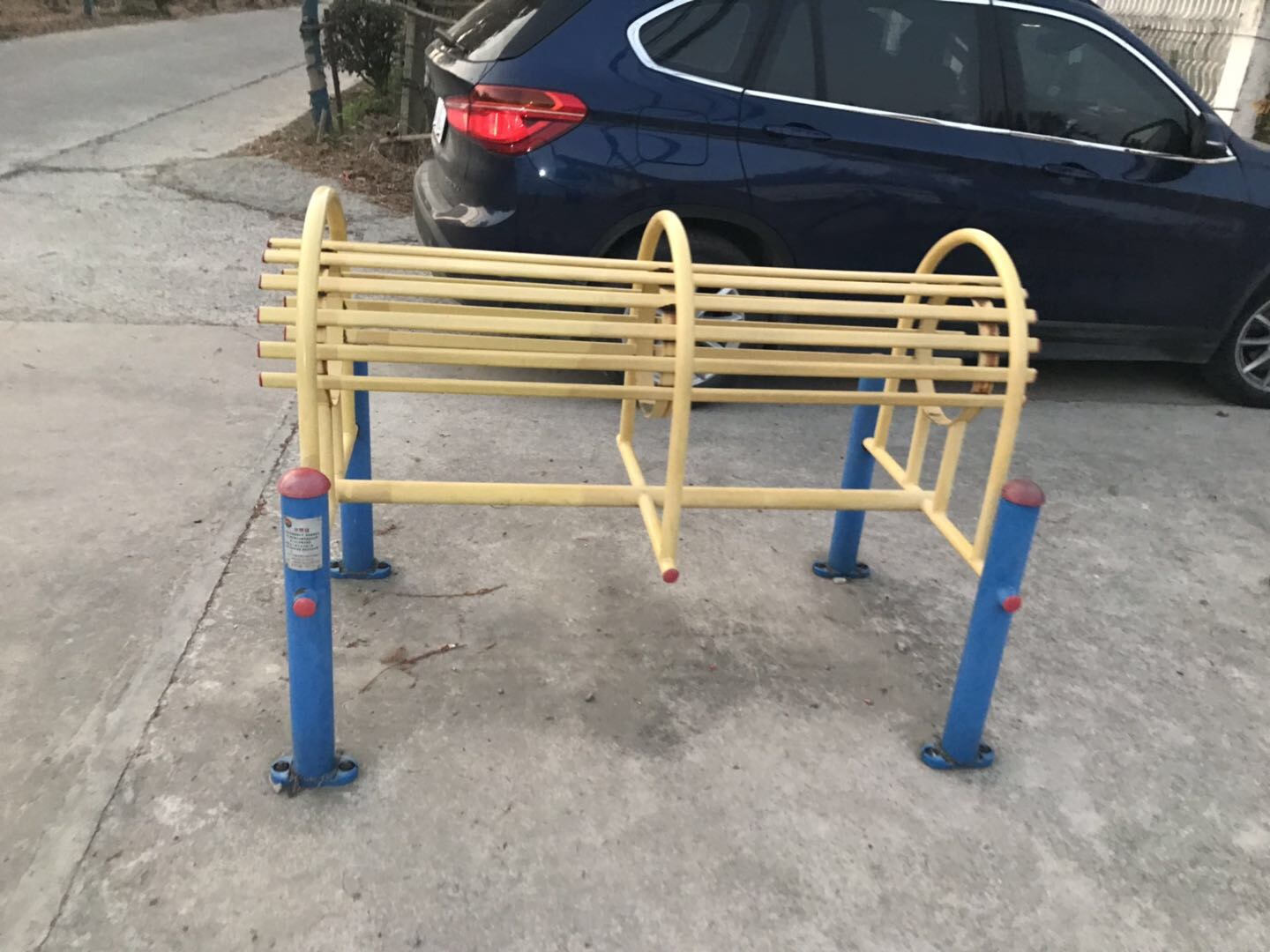 伸腰器