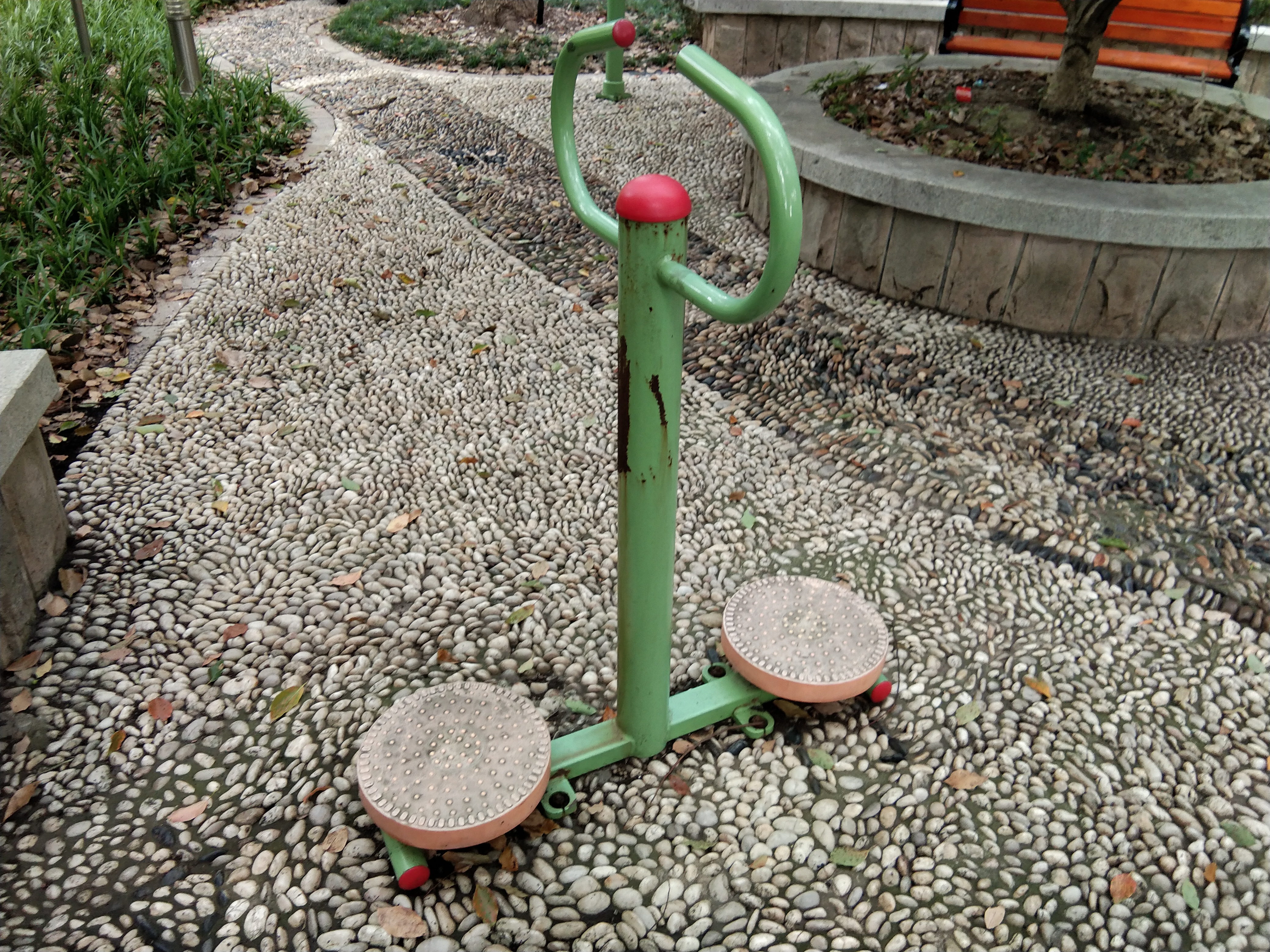 扭腰器