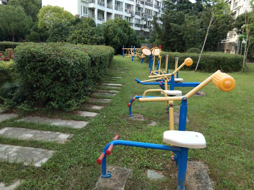 奉浦苑市民益智健身苑点（一）