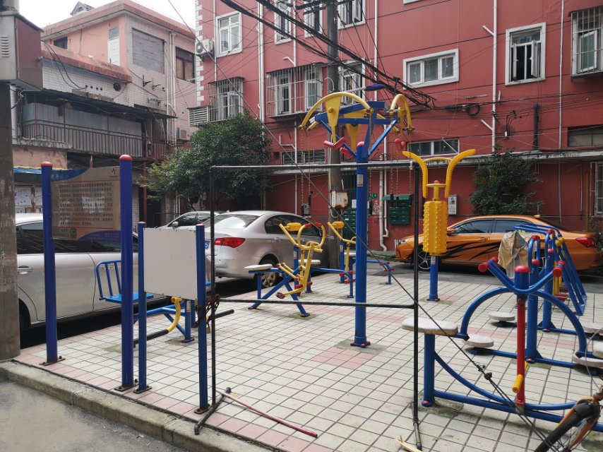 梅陇一居健身点C点