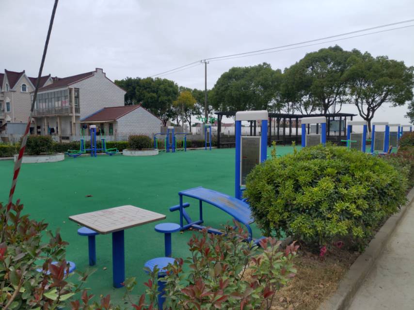 新振村新一5组市民益智健身点