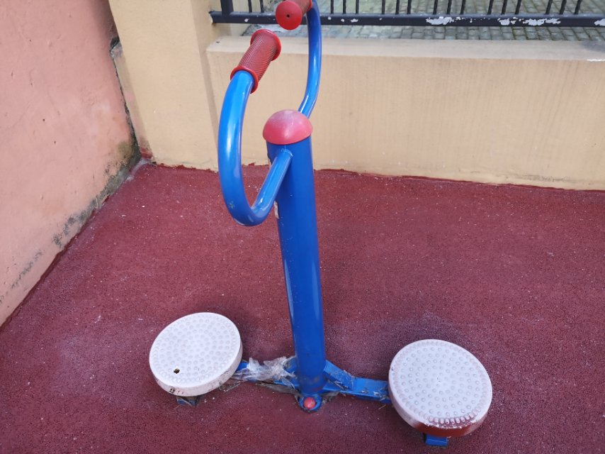 扭腰器