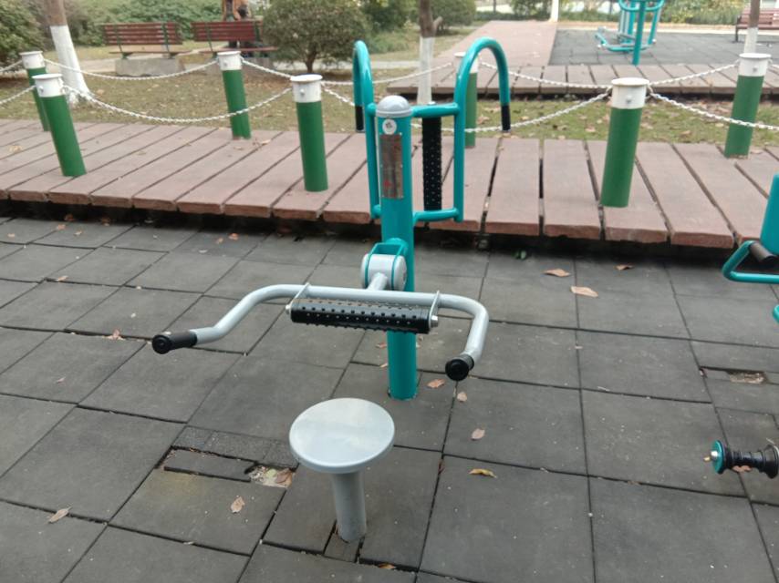 腰背按摩器