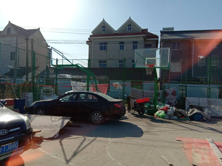 红星村13组830号后篮球场