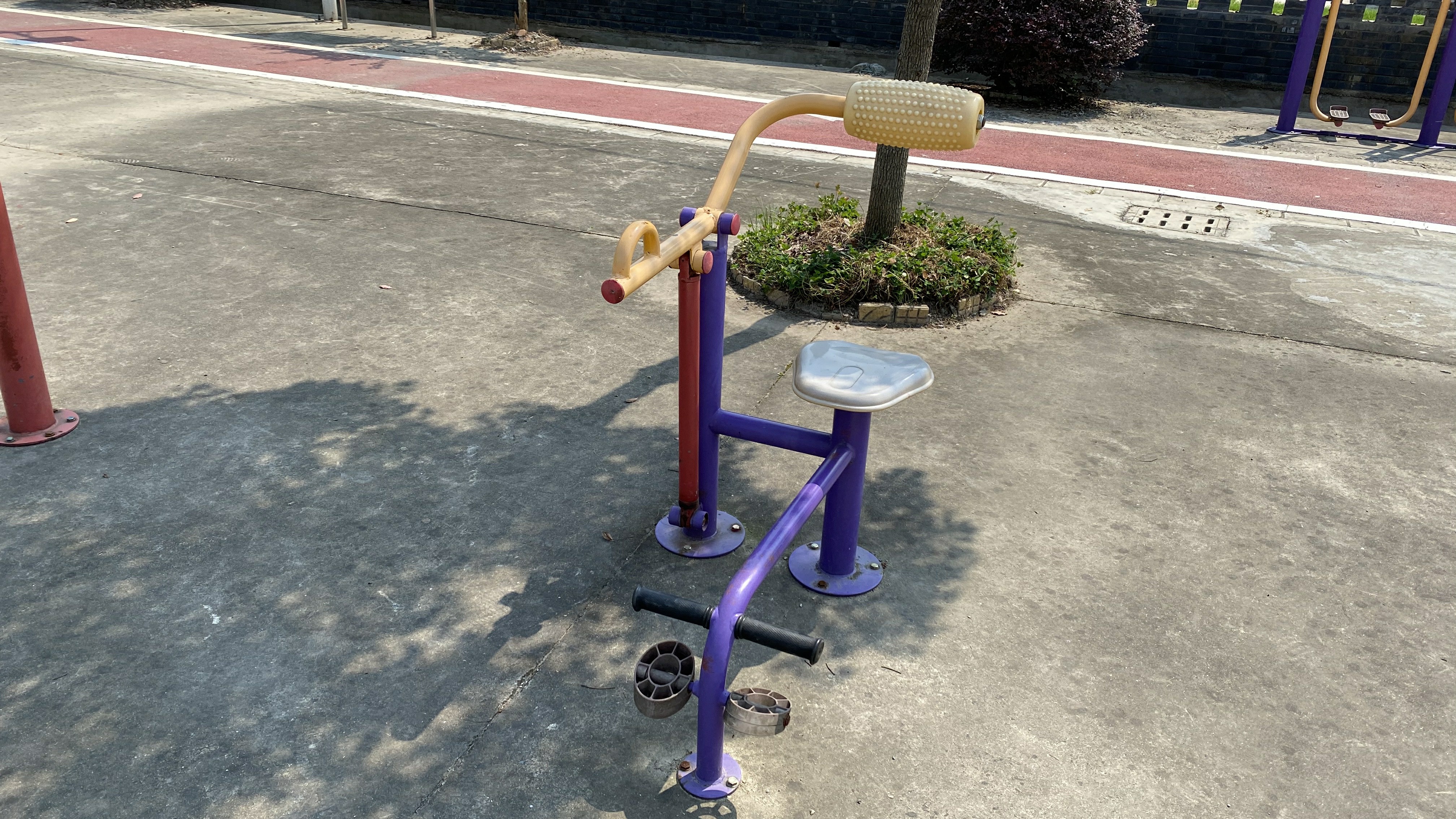 腹背锻炼器